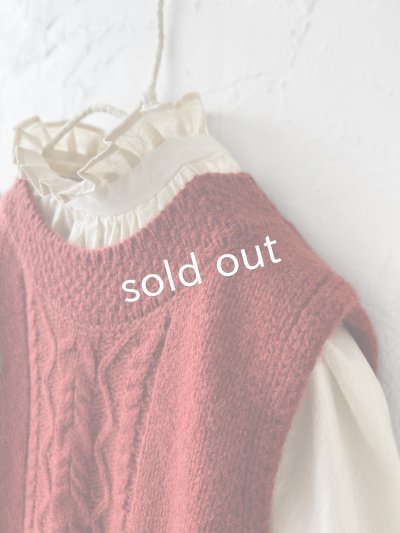 画像4: SO／後ろボタンニットベスト・オキシドレッド