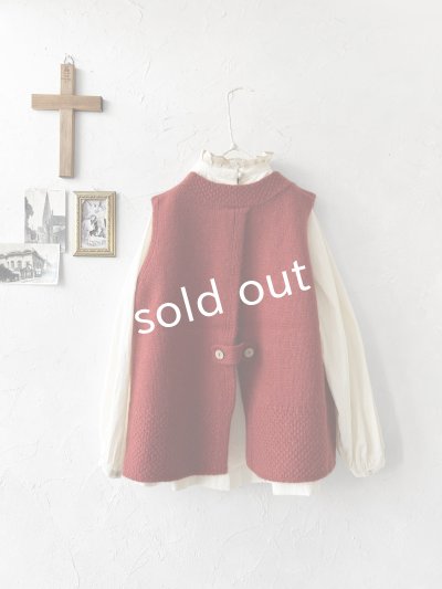 画像7: SO／後ろボタンニットベスト・オキシドレッド