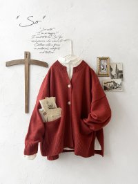 SO／サイドスリットカーディガン・オキシドレッド