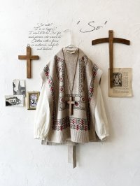 SO／チロリアンニットベスト・オートミール×カラー