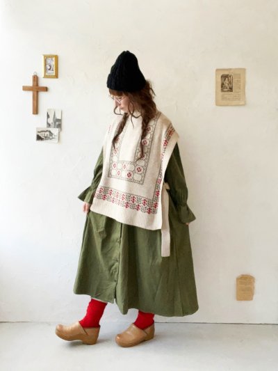 画像9: SO／チロリアンニットベスト・ブラック×オートミール