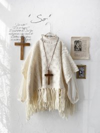 SO／フリンジニットポンチョ・キナリ