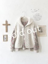 SO／ピン付きざっくりニットベスト・アイボリー