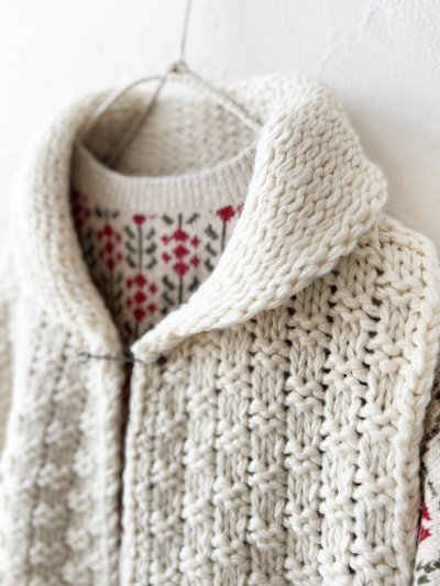 画像2: SO／ピン付きざっくりニットベスト・アイボリー