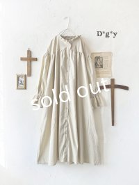 Dgy／コーデュロイフリル襟ワンピース・アイボリー