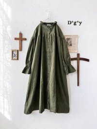 Dgy／コーデュロイフリル襟ワンピース・カーキ
