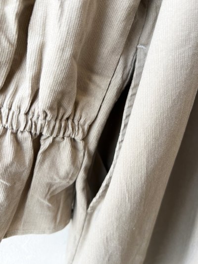 画像7: Dgy／コーデュロイフリル襟ワンピース・グレージュ