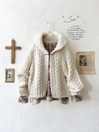 SO／ピン付きざっくりニットカーディガン・アイボリー