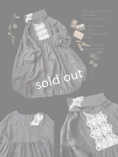 画像2: 【ノエルの贈り物】セーラー襟のレースワンピース・ダークグレー【20】