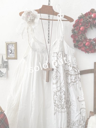 画像2: 【ノエルの贈り物】マディラ刺繍のキャミワンピース・D【24】