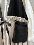 画像4: MARCHE' DE SOEUR／リネンのベストワンピース・黒×生成り (4)