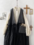 画像2: MARCHE' DE SOEUR／ウールツイードのベストワンピース・チャコール×黒 (2)