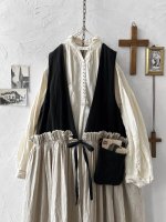 画像2: MARCHE' DE SOEUR／リネンのベストワンピース・黒×生成り (2)