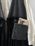画像4: MARCHE' DE SOEUR／ウールツイードのベストワンピース・チャコール×黒 (4)