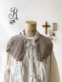 R.／手編みの付け襟・グレージュ