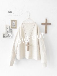 SO／ジャガードボトルネックプルオーバー・キナリ
