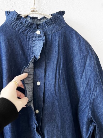 画像4: SO／ライトデニムフリルブラウス・インディゴ