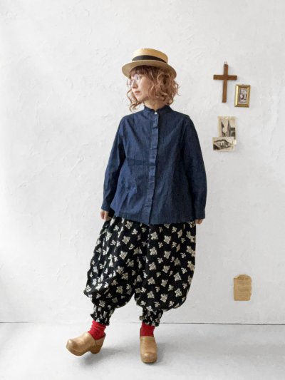 画像9: SO／ライトデニムフリルブラウス・インディゴ