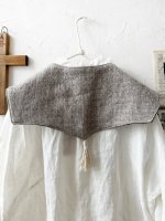 画像9: MARCHE' DE SOEUR／リバーシブルタッセルティペット・杢ブラック×ベージュ (9)
