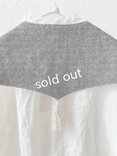 画像7: MARCHE' DE SOEUR／リバーシブルタッセルティペット・杢ブラック×ベージュ