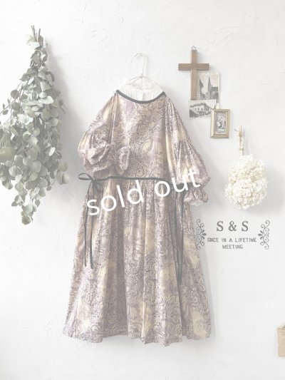 画像1: shizuka's／トワルドジュイのリボンワンピース・（ベルスリーブ）山葡萄