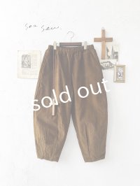 seasew.／509 コーデュロイ裾ダーツパンツ・ブラウン