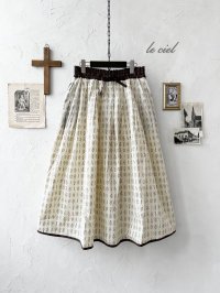 le ciel／ボタニカルプリントスカート・アイボリー