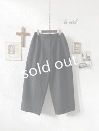 le ciel／タックパンツ・黒