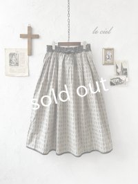 le ciel／ボタニカルプリントスカート・チャコールグレー