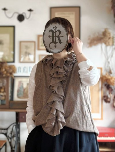 画像4: Reliure／FRILL VEST・moca tweed
