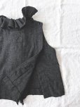 画像12: Reliure／FRILL VEST・charcoal tweed (12)
