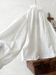 画像5: nous rendent heureux／シャーリング襟ブラウス・オフ (5)
