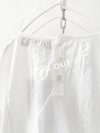 画像8: nous rendent heureux／シャーリングパフ袖ブラウス・オフ