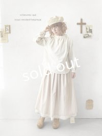 nous rendent heureux／タックネックブラウス・エクリュ