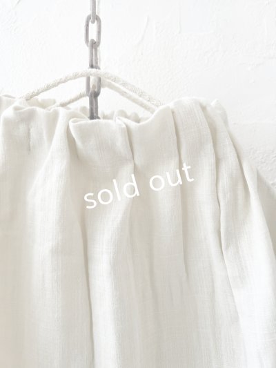 画像4: nous rendent heureux／タックネックブラウス・エクリュ