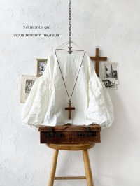 nous rendent heureux／バルーン袖ブラウス・オフ