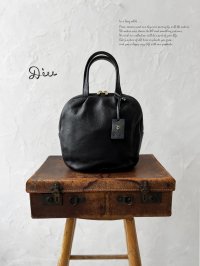 Diu／本革２wayバッグ・ブラック