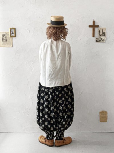 画像14: MARCHE' DE SOEUR／ピエロパンツ・黒ブーケ刺繍