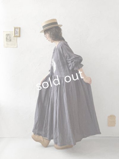 画像9: shizuka's／アンティーク刺繍レースワンピース・チャコール