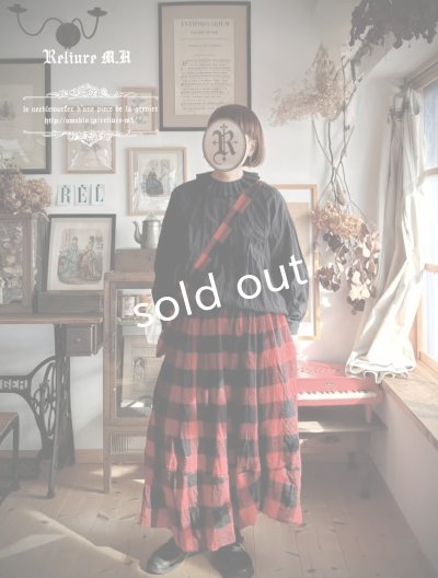 画像1: Reliure／Tucked ruffle collar blouse・black