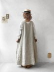 画像11: 08mab/重ね着風ワンピース・インディゴ×オフ (11)