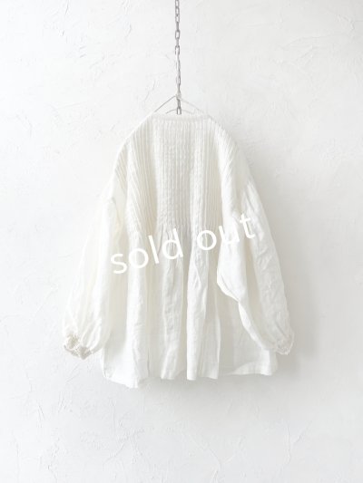 画像8: 08mab/シャーリング袖ピンタックブラウス・オフ