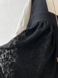 画像5: sorte cuff/レースギャザージャンパースカート・黒 (5)