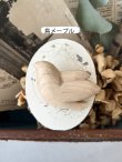 画像6: ecru-ke／木彫りのブローチ (6)