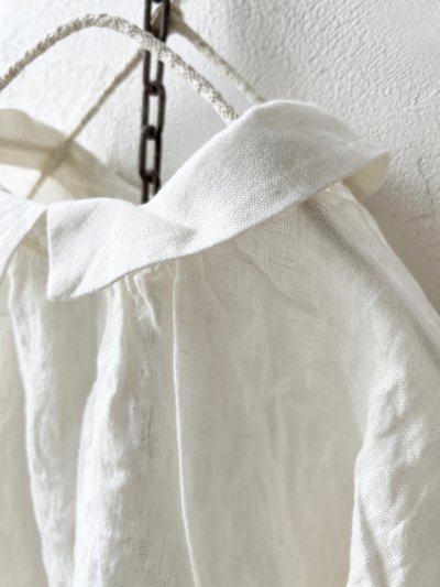 画像3: 08mab/小さな襟のブラウス・オフ