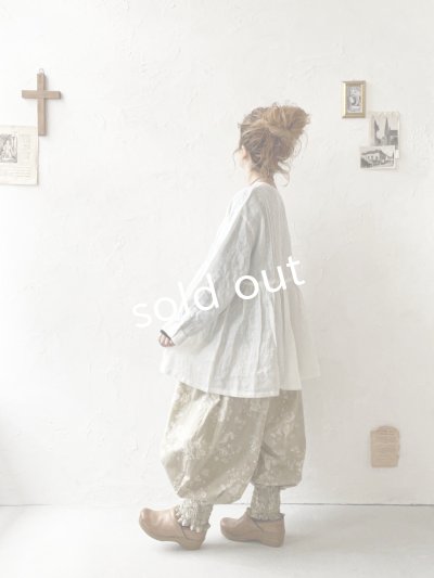 画像12: 08mab/ピンタック多ボタンブラウス・オフ