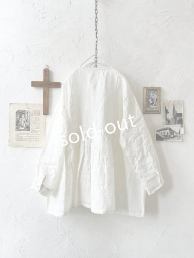 画像10: 08mab/ピンタック多ボタンブラウス・オフ