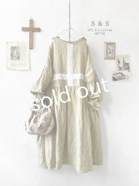 shizuka's／セーラー襟の刺繍レースワンピース・ペールリーフ