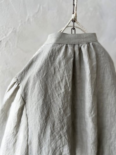 画像10: MARCHE' DE SOEUR／大きなバルーン袖のブラウス・うすグレーB