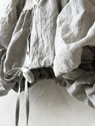 画像4: MARCHE' DE SOEUR／大きなバルーン袖のブラウス・うすグレーB